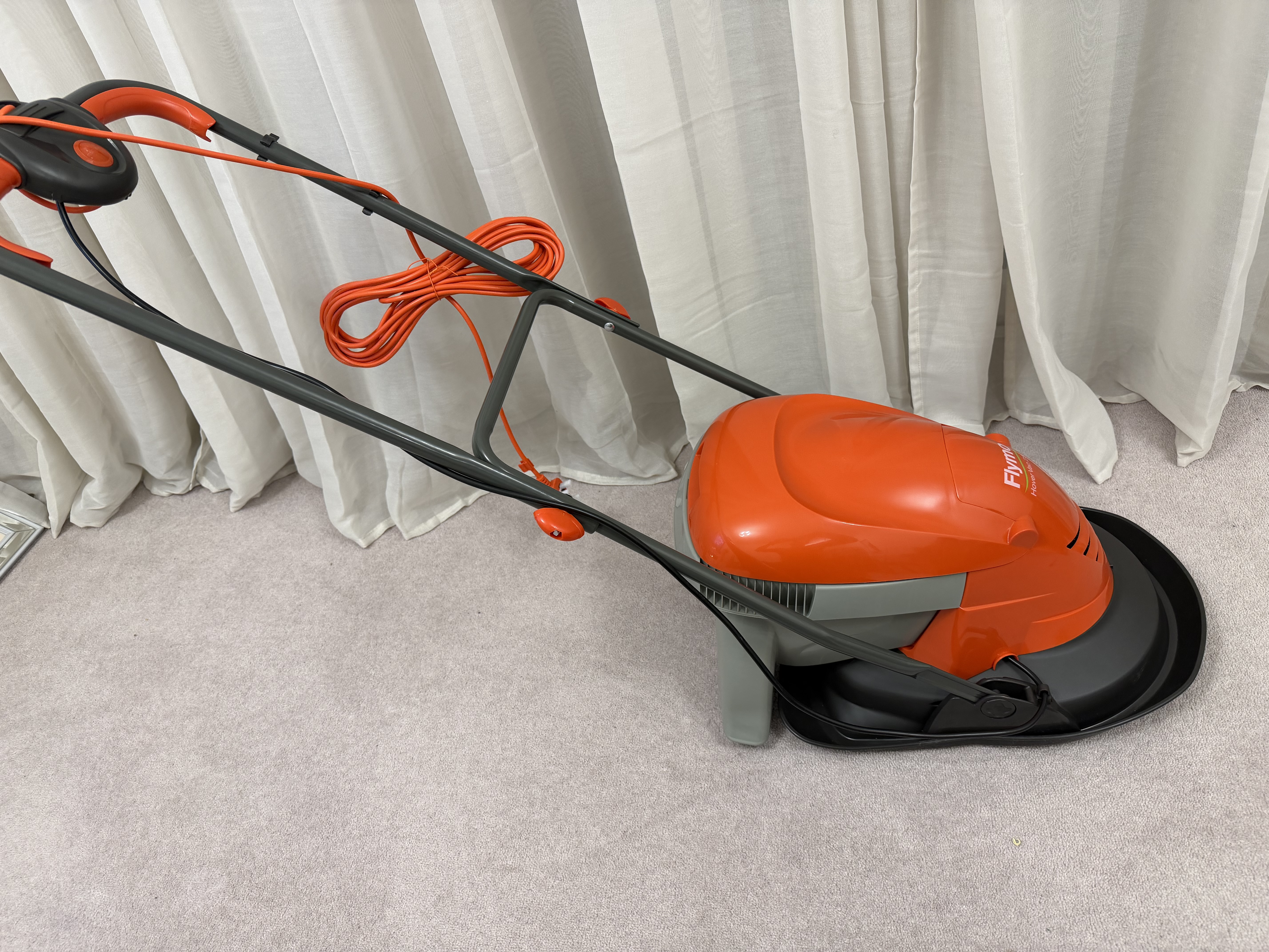 Easy glide hover mower – flymo 250 (small gardens)