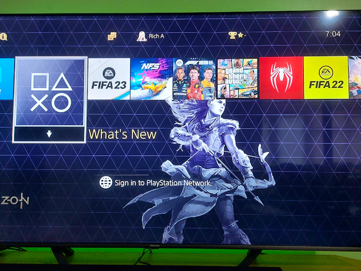 Sony playstation 4 + 2 controllers + 10 games