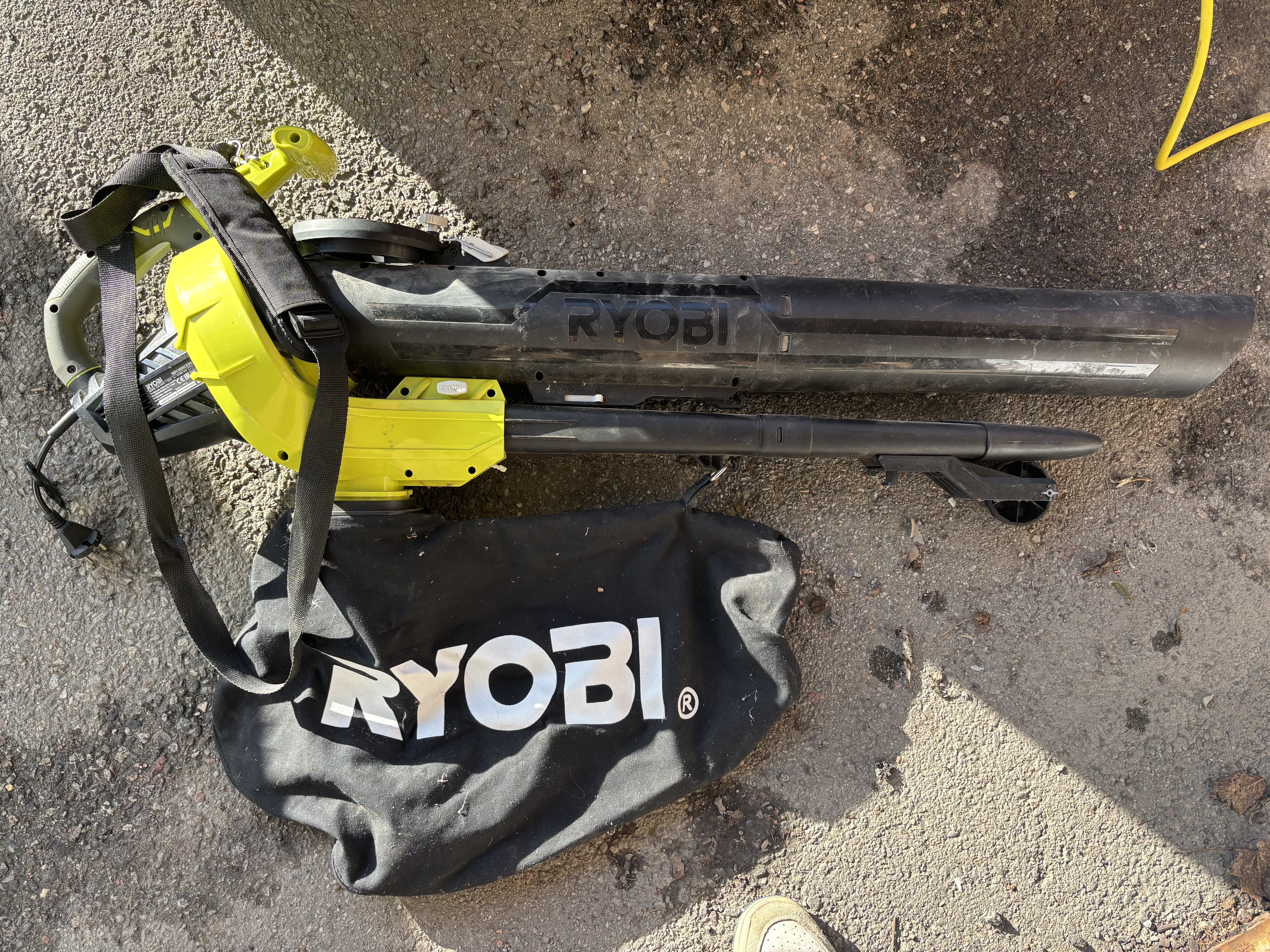 Lövblås / lövsug ryobi 3000w