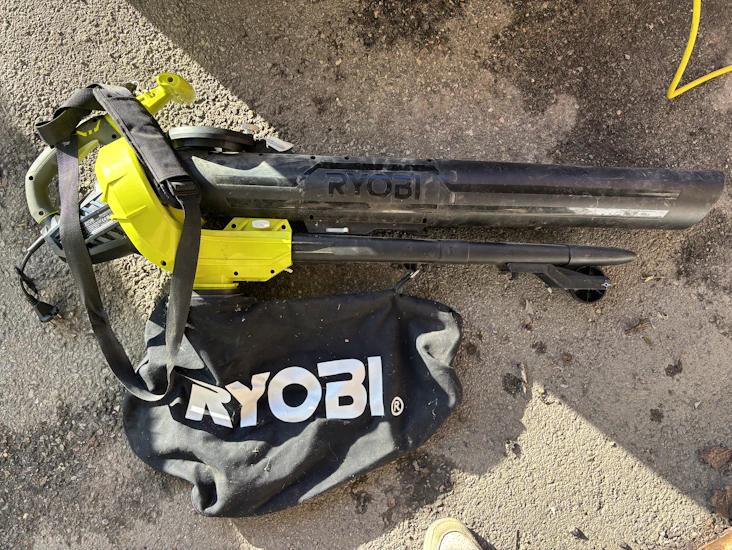 Lövblås / lövsug ryobi 3000w