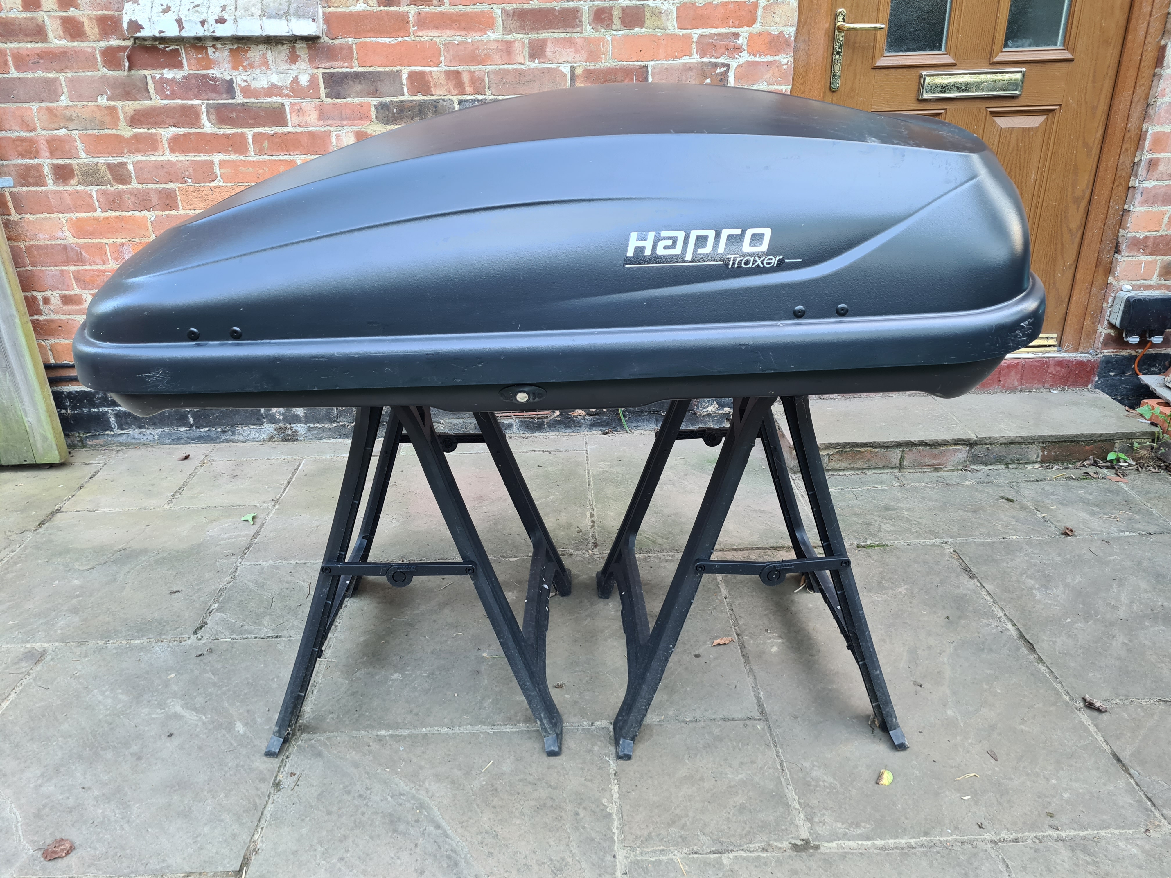 Hapro traxer 5.6 roof box 370l