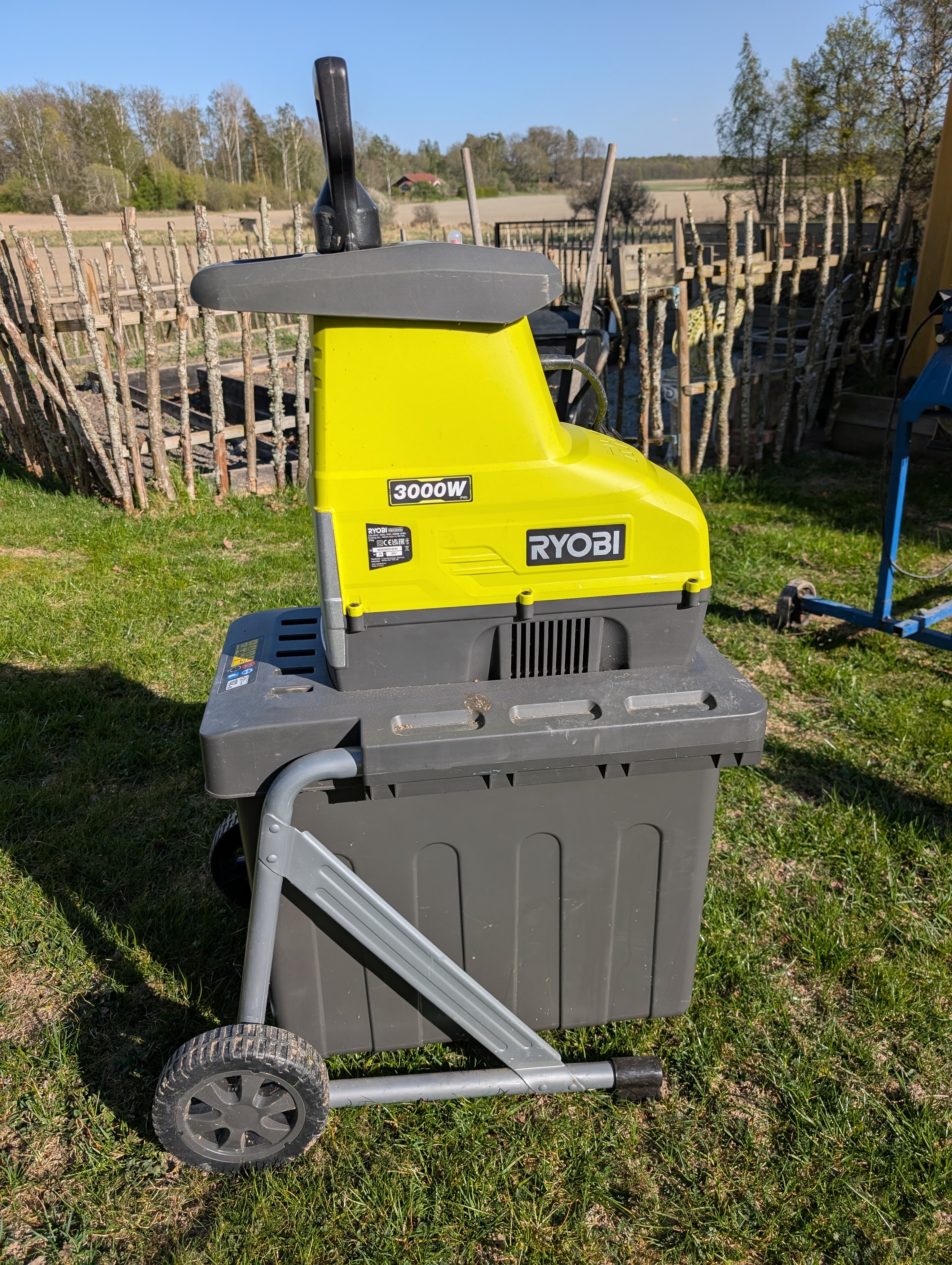 Kompostkvarn 3000w ryobi