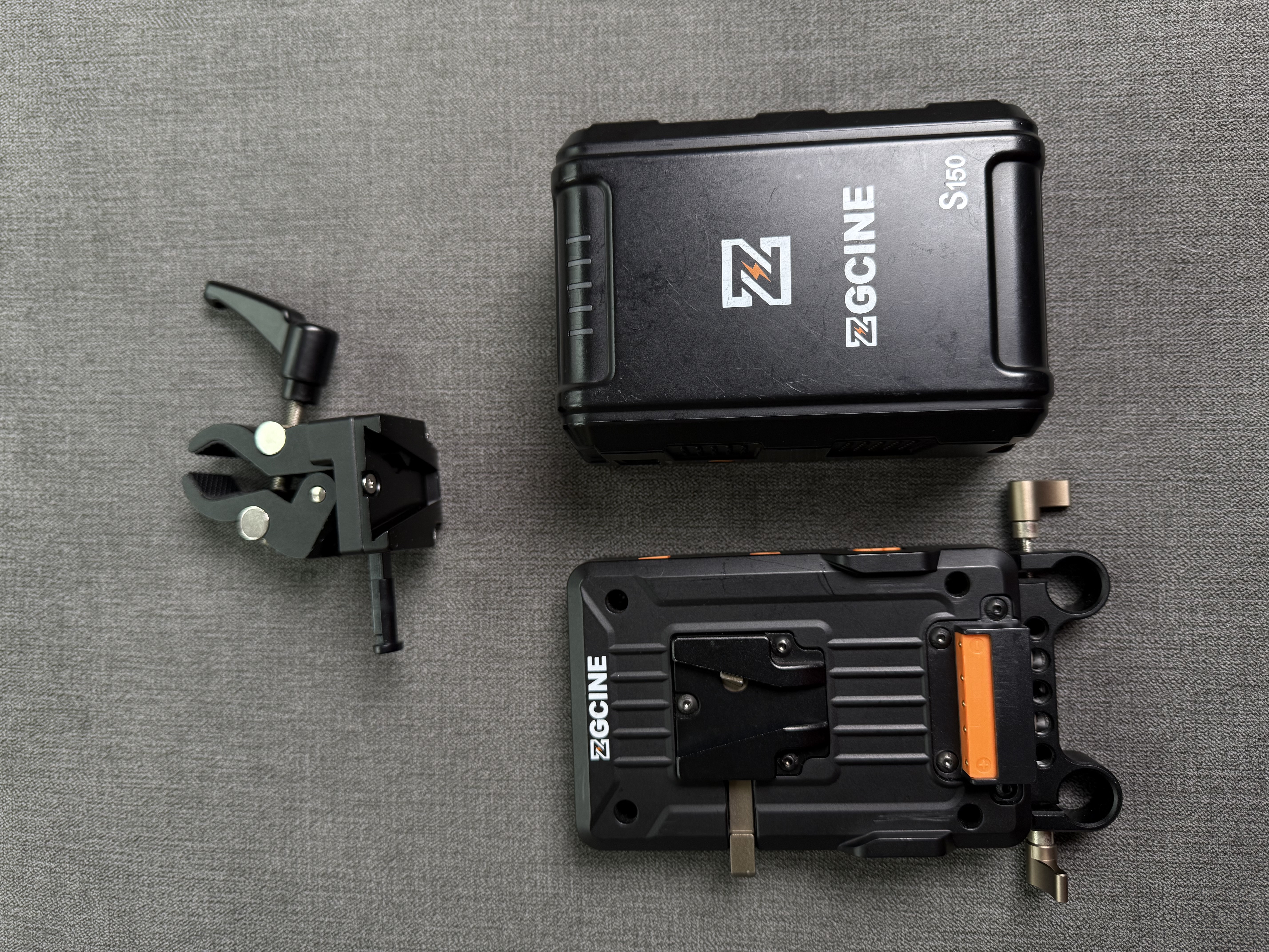 Zgcine v-mount / v-mount  battery (with plates)