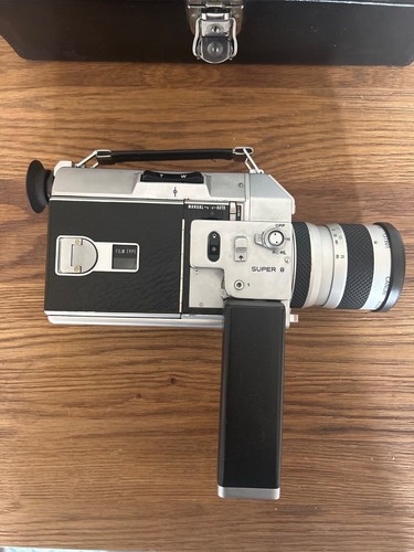 Canon auto zoom 814 super 8 cine camera
