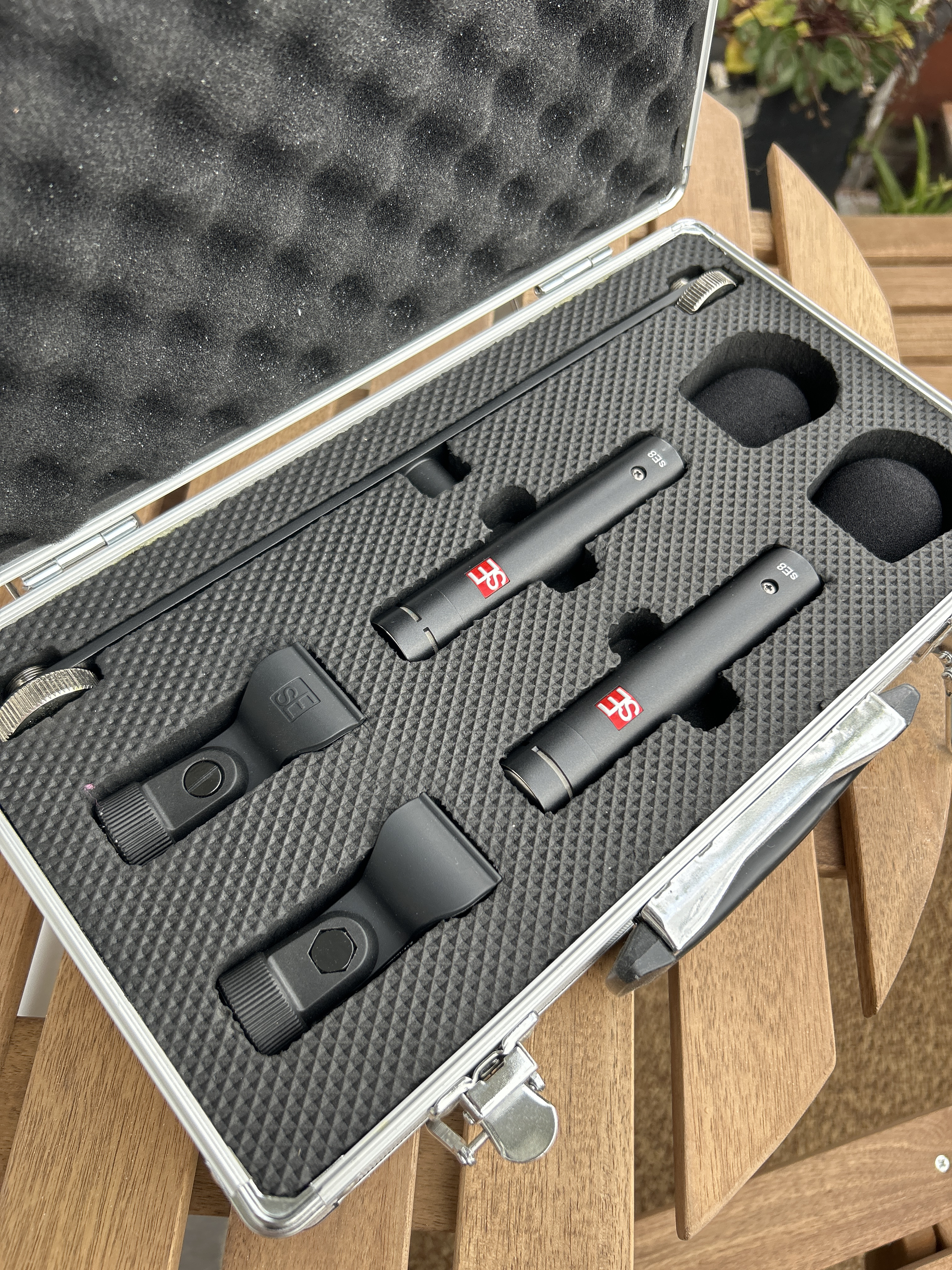Se electronics se8 pencil condensers, matched pair