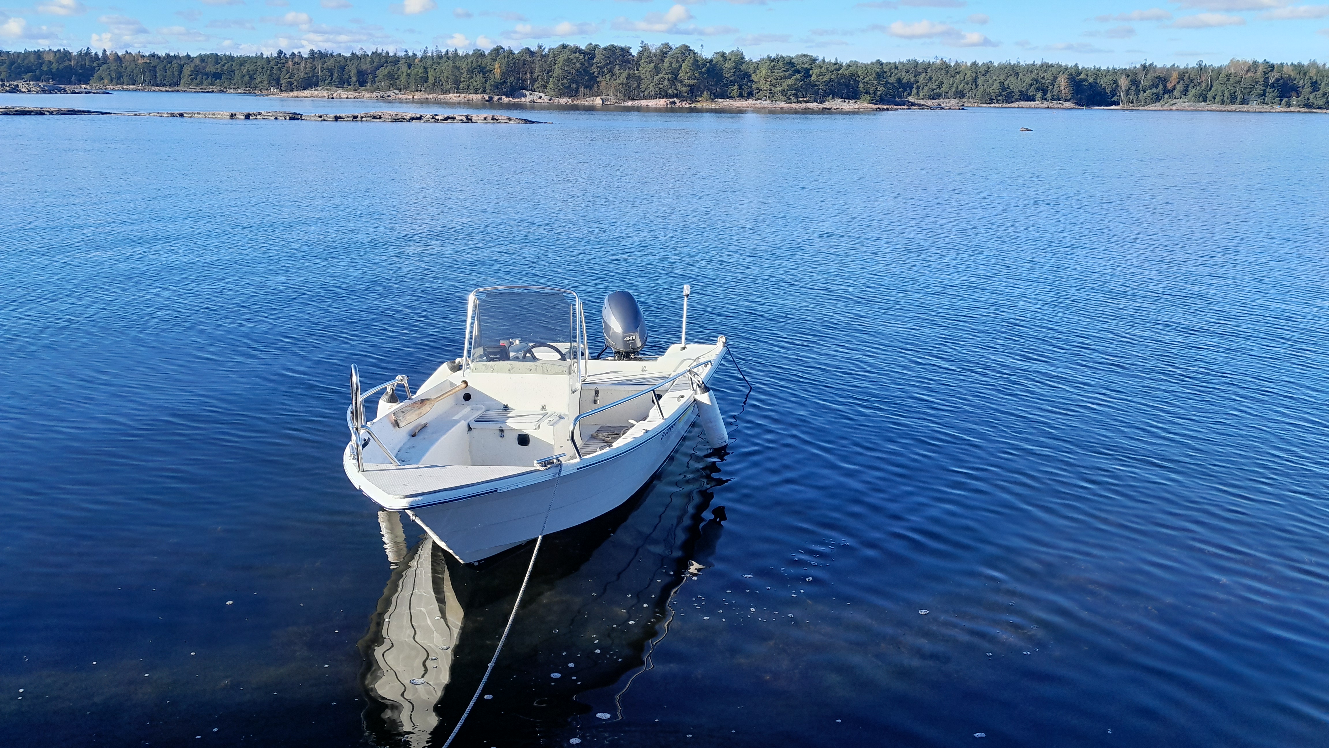 Moottorivene, suvi 4900