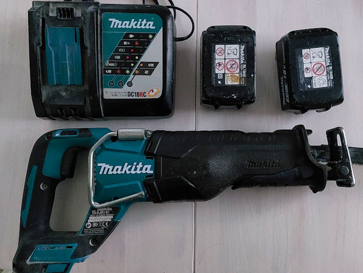 Makita djr186 18v akkupuukkosaha