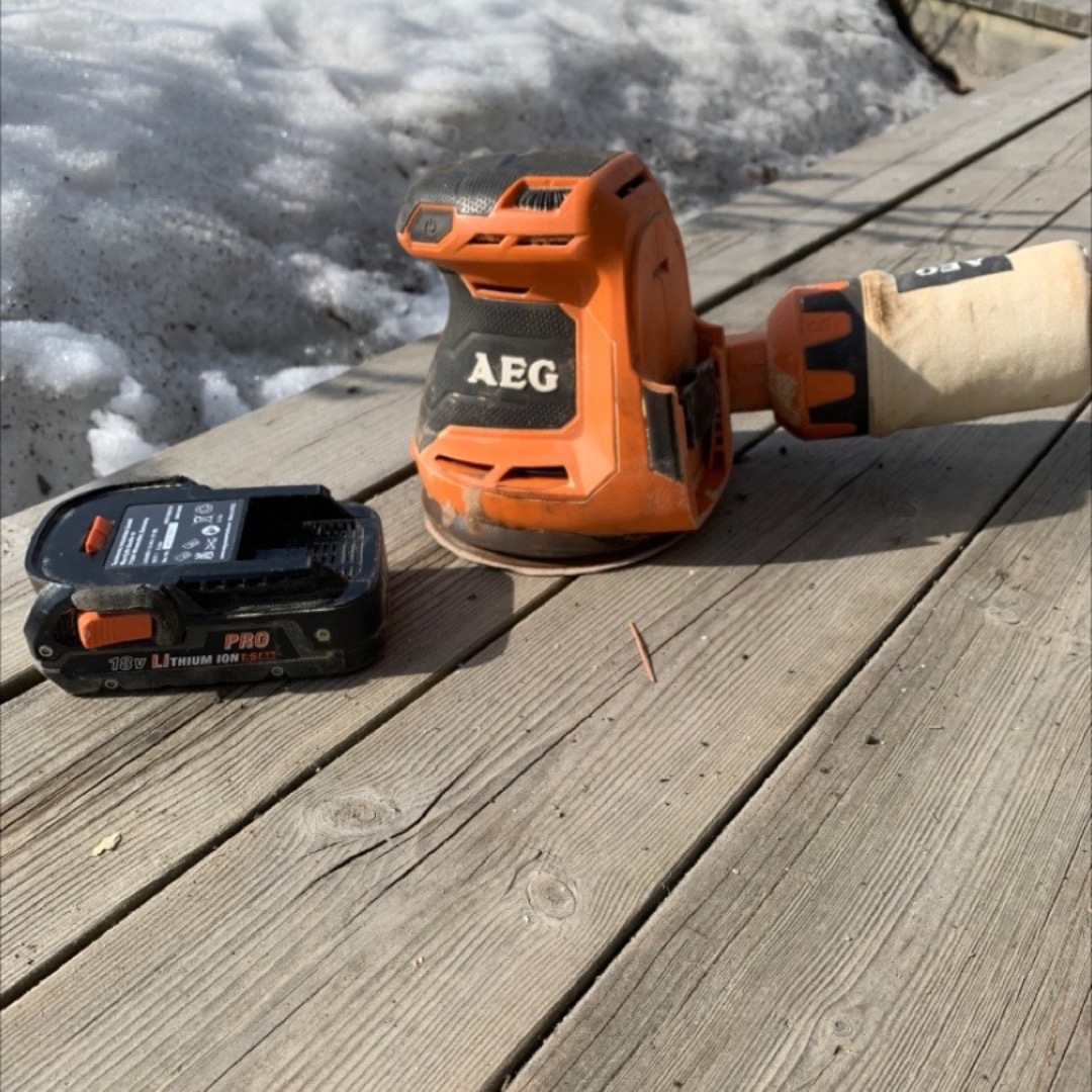 Aeg 18v eksentersliper