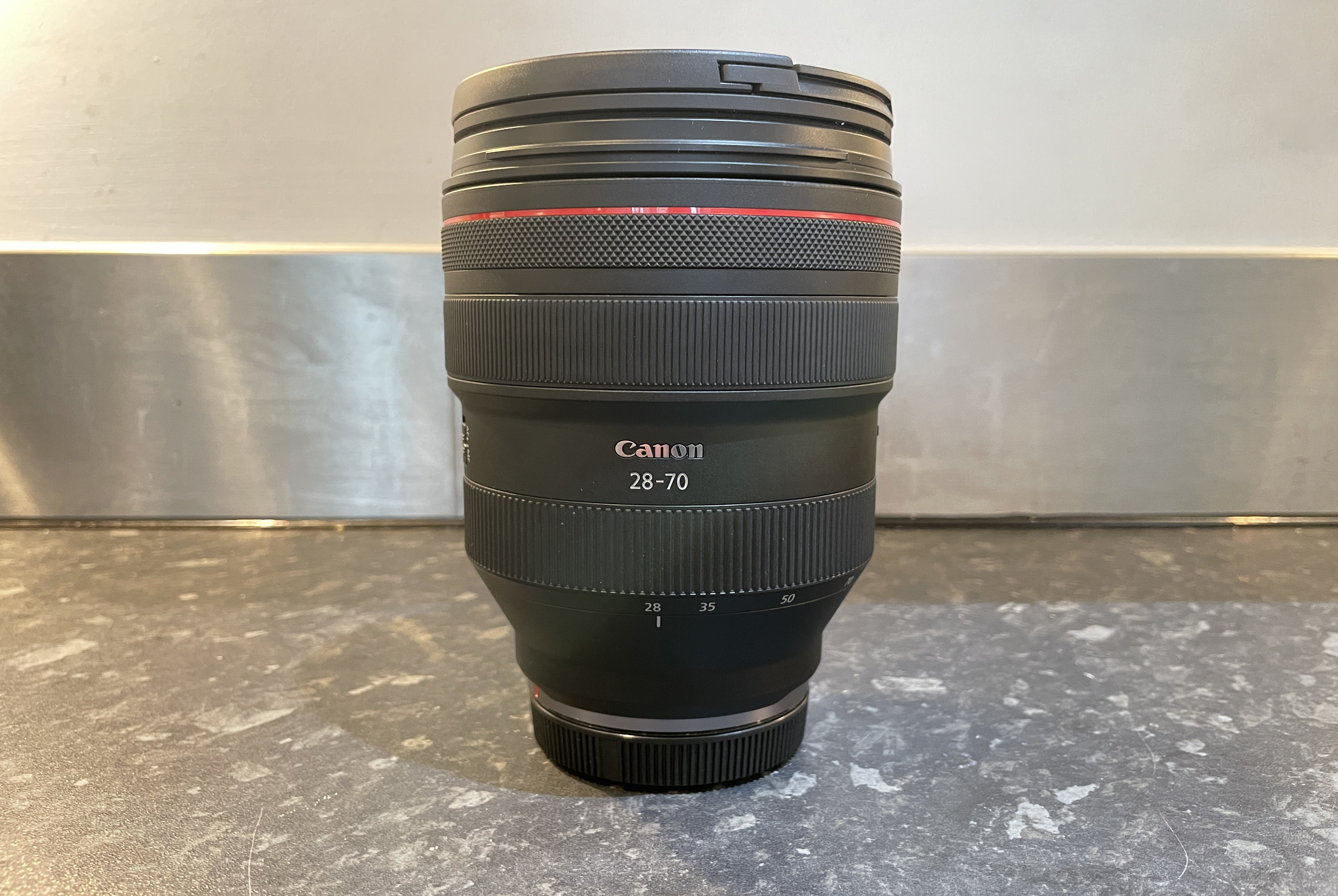 Canon rf 28-70mm f2 l usm