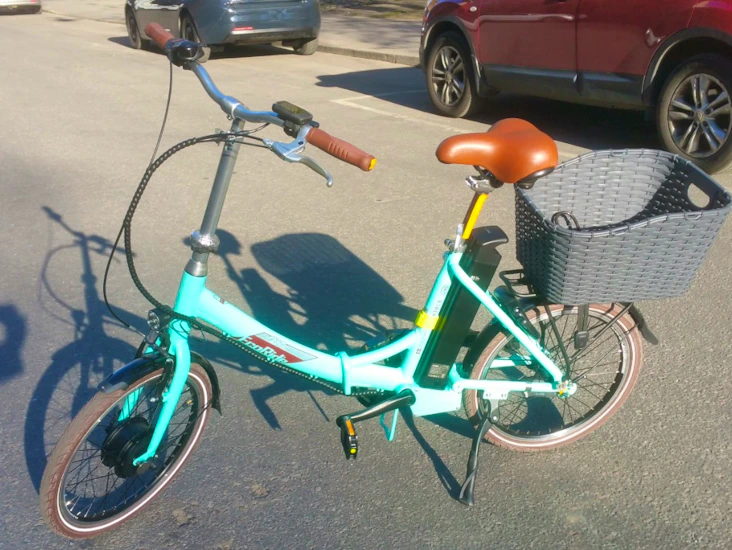 Hopfällbar elcykel + extrabatteri!