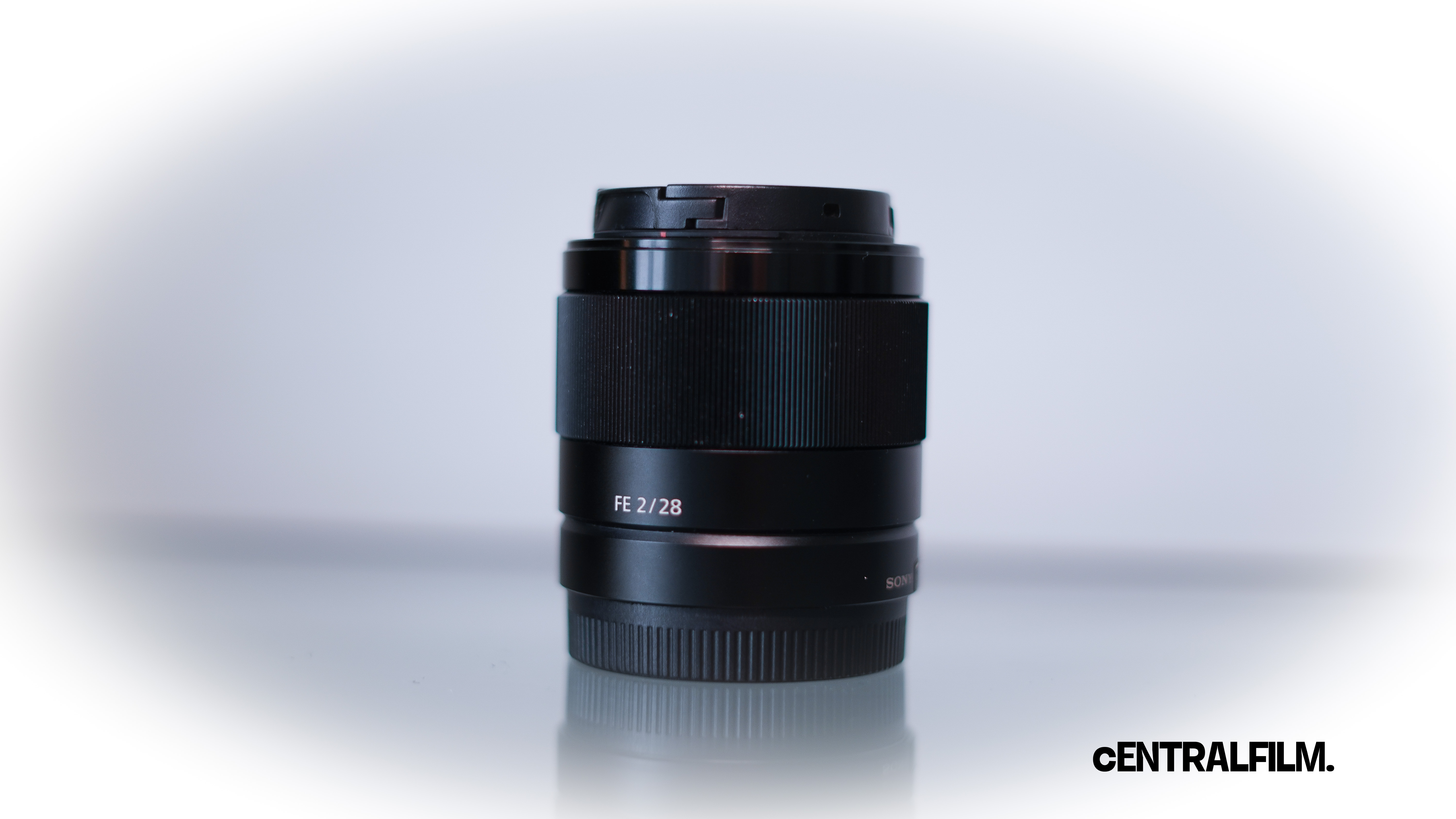 Sony 28mm f2 fe lens