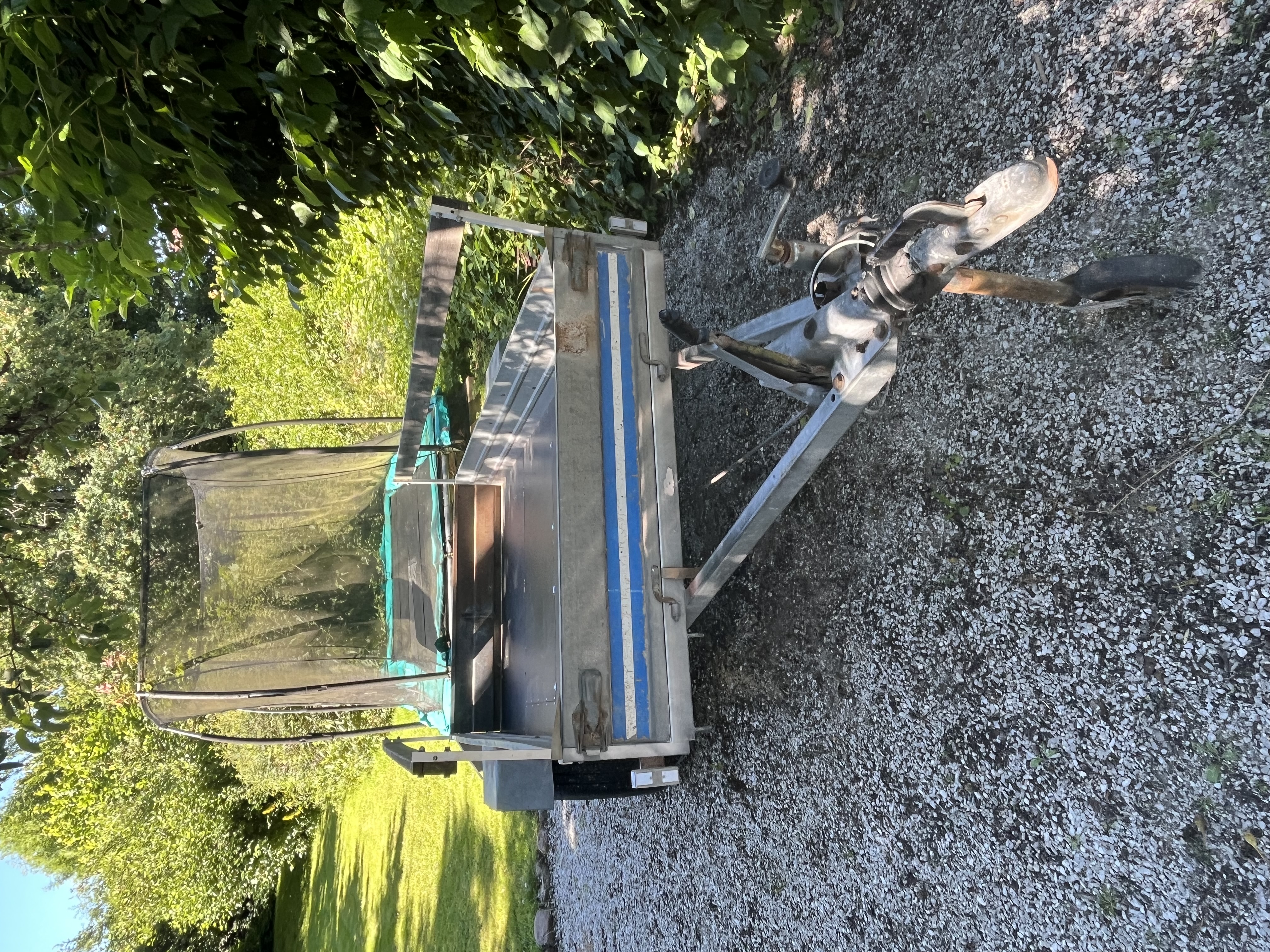 Slit och släpvagn 580 kg lastvikt 