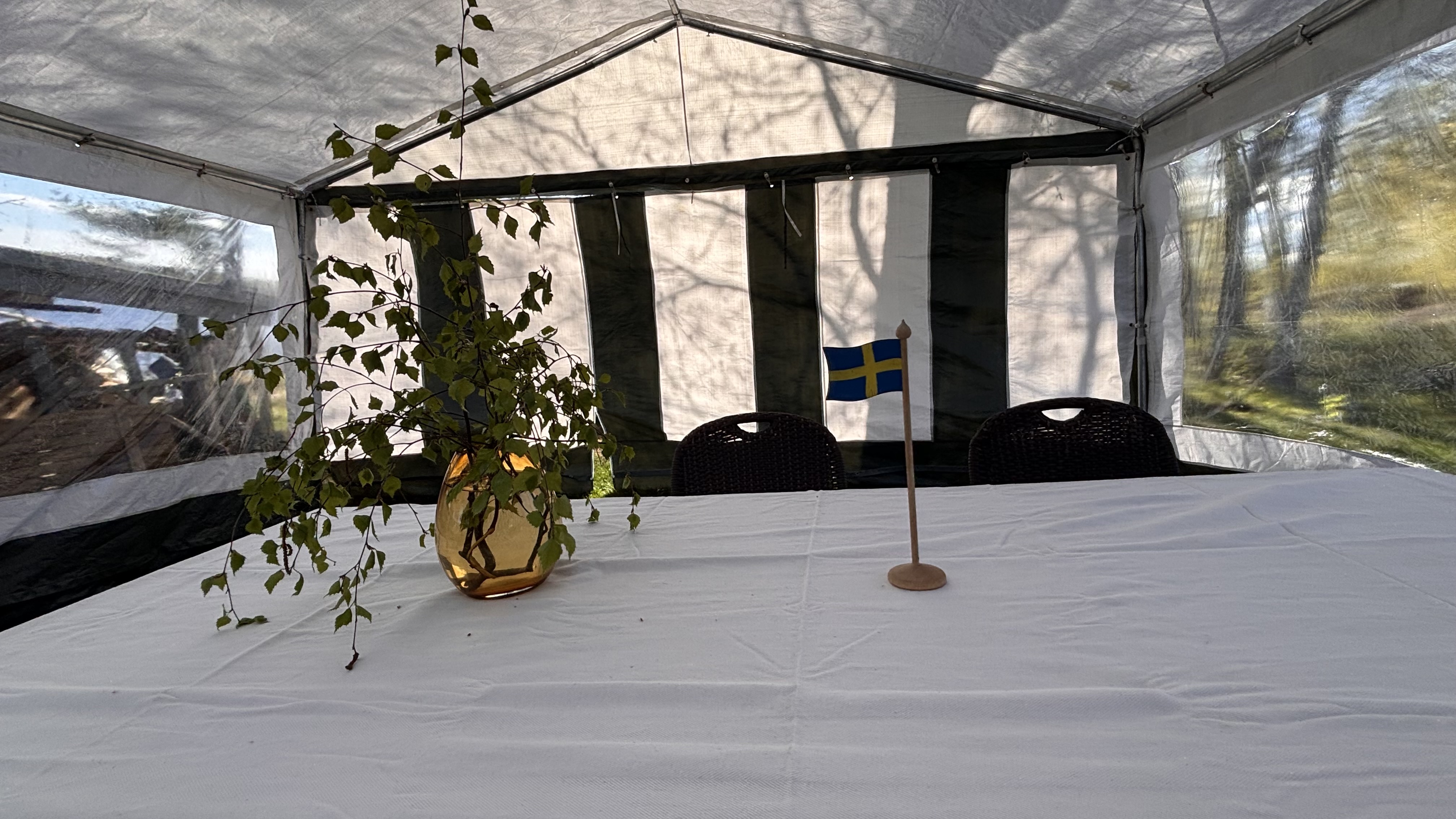 Stort rymligt partytält