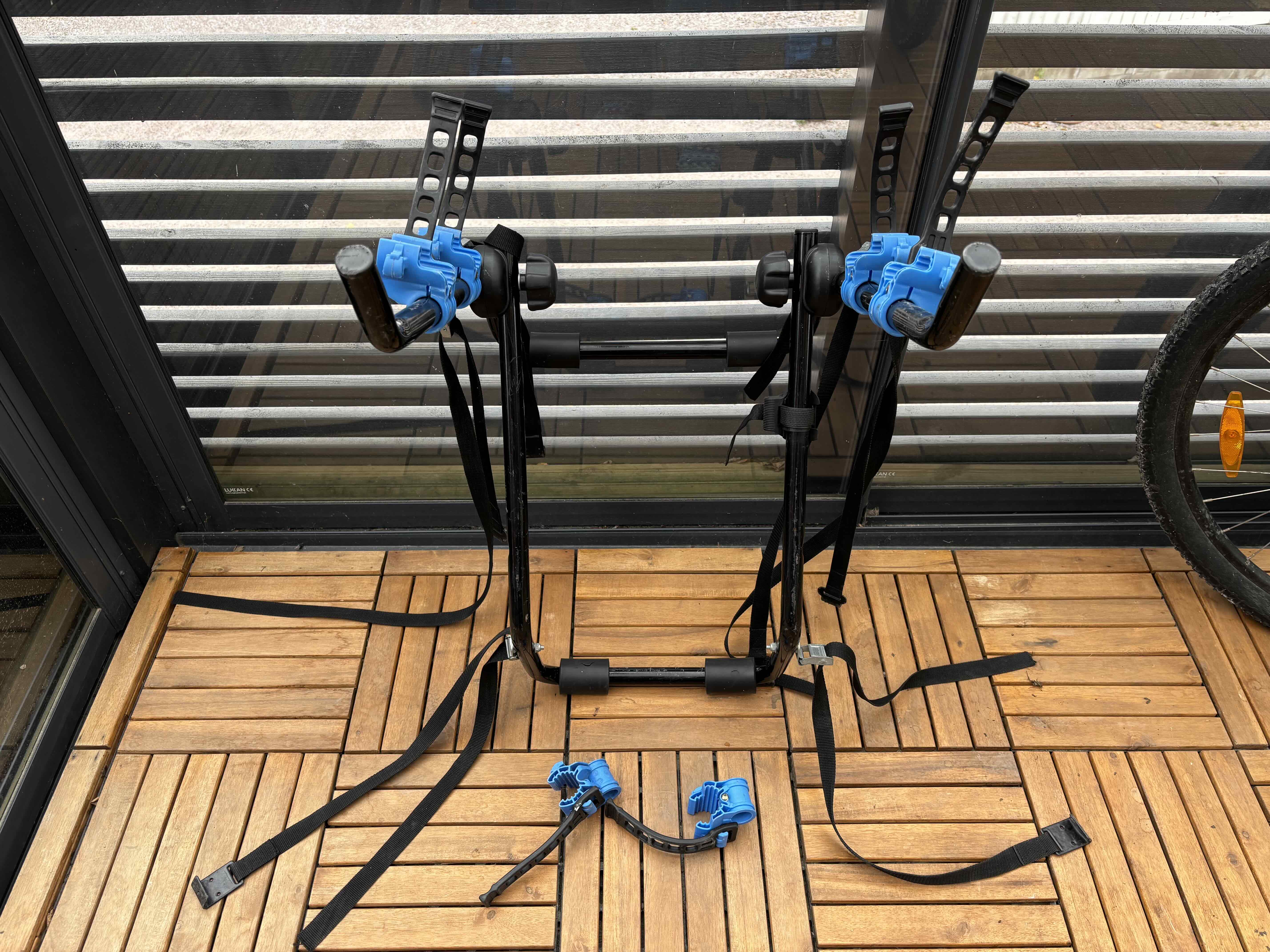 Bike carrier for up to 3 bikes