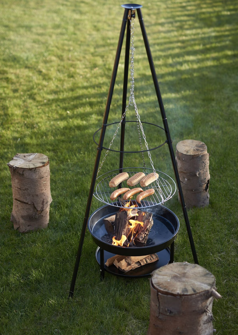 Hängande grill på tre ben (eldfat)
