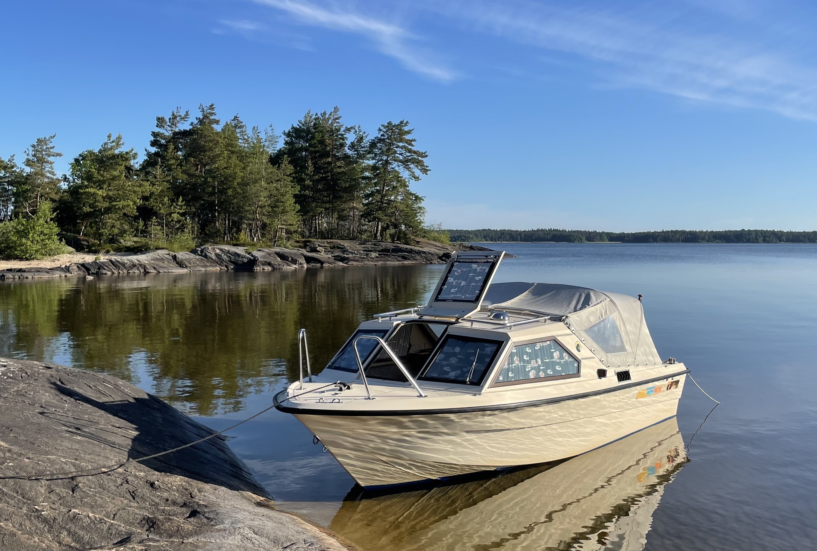 Uttern 520 ht (70 hk) – redo för bad, äventyr & skärgårdsliv