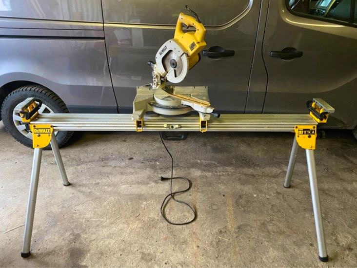 Dewalt dw707 med sågbord de7023.