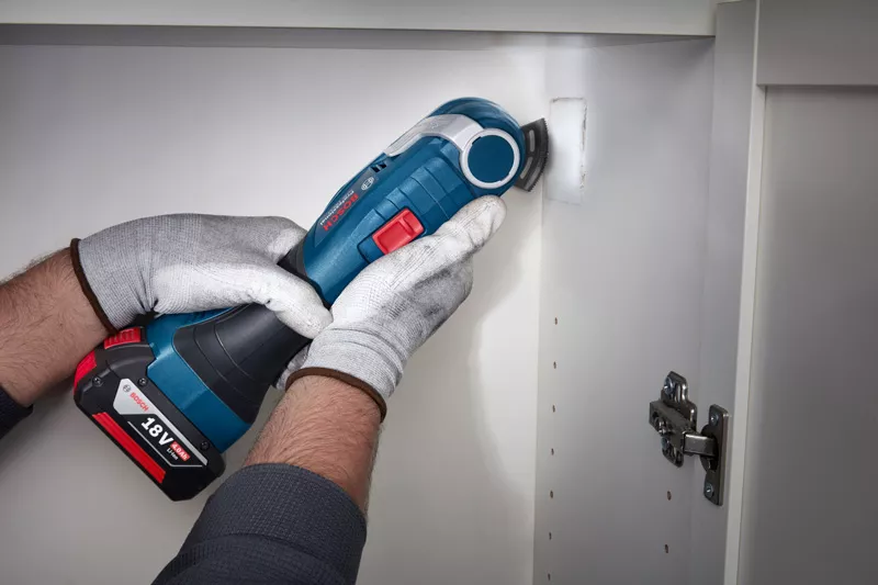 Bosch batteridrevet multikutter gop 18v-34