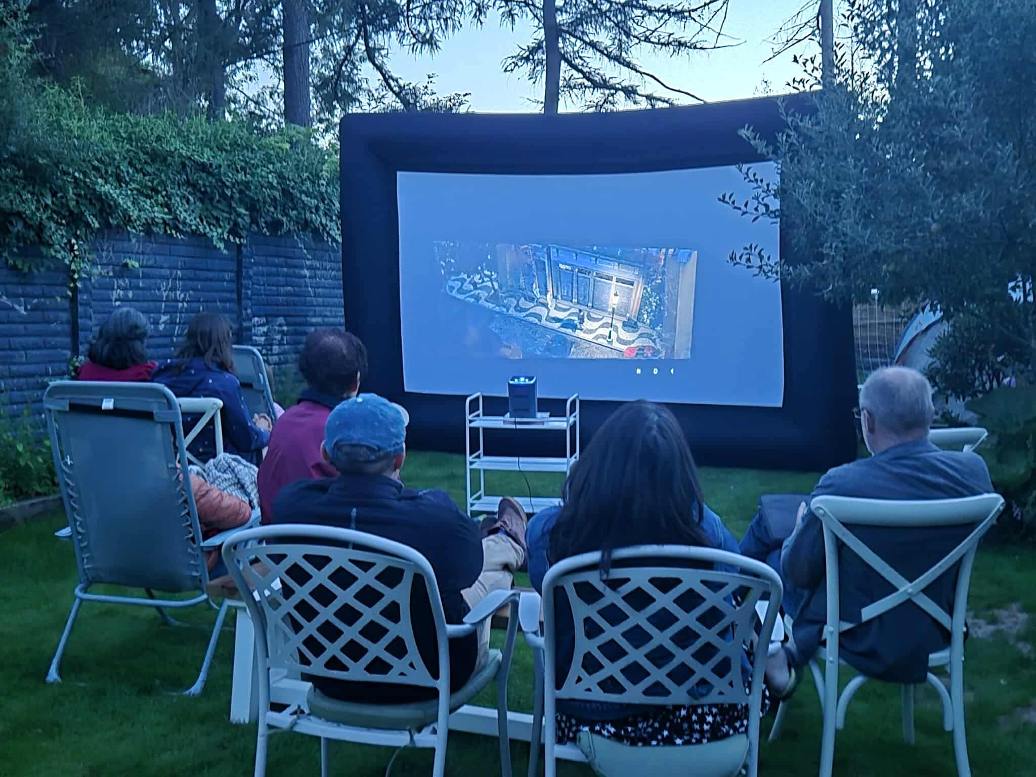 16 feet inflatable projector screen 