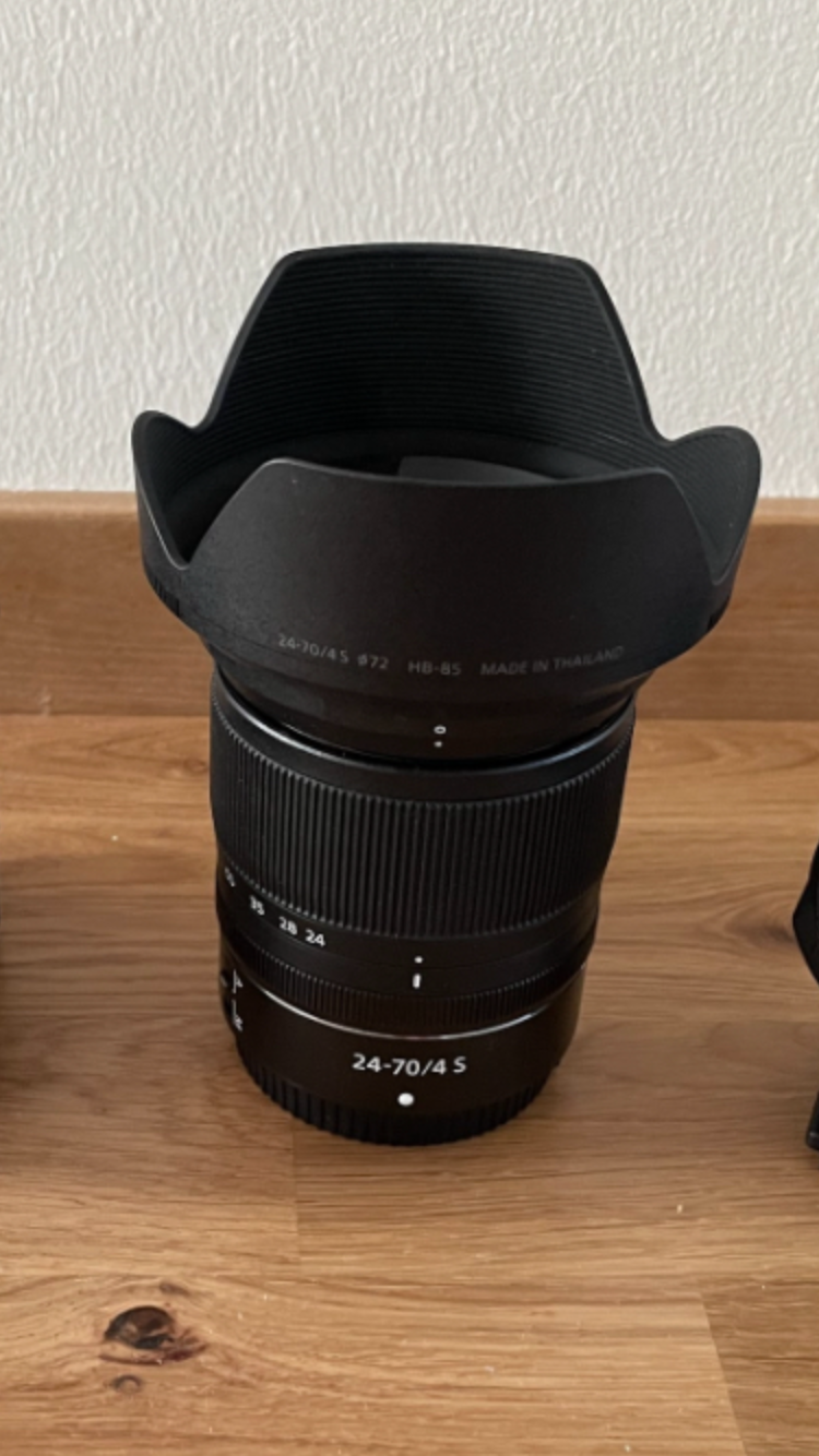 Nikon 24-70 f4 z-mount 