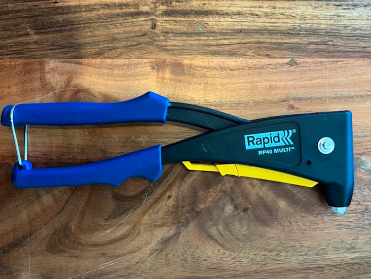 Hyr en blindnitstång rapid rp40 multi!