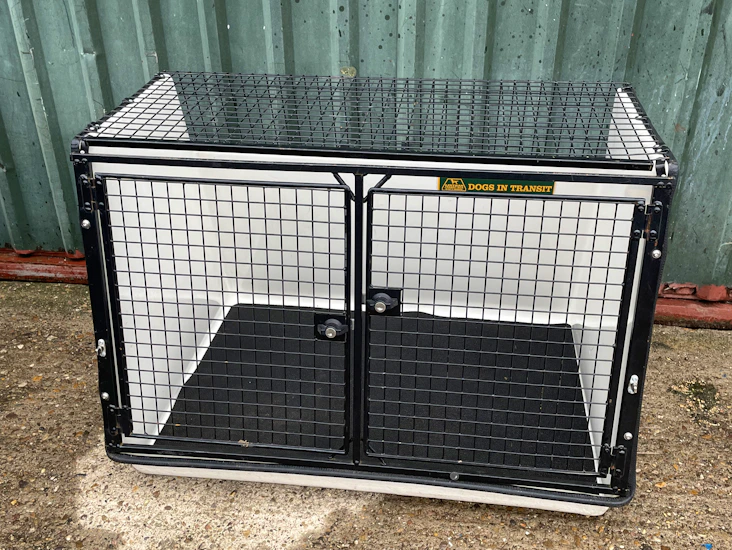 Lintran dog transit transport cage