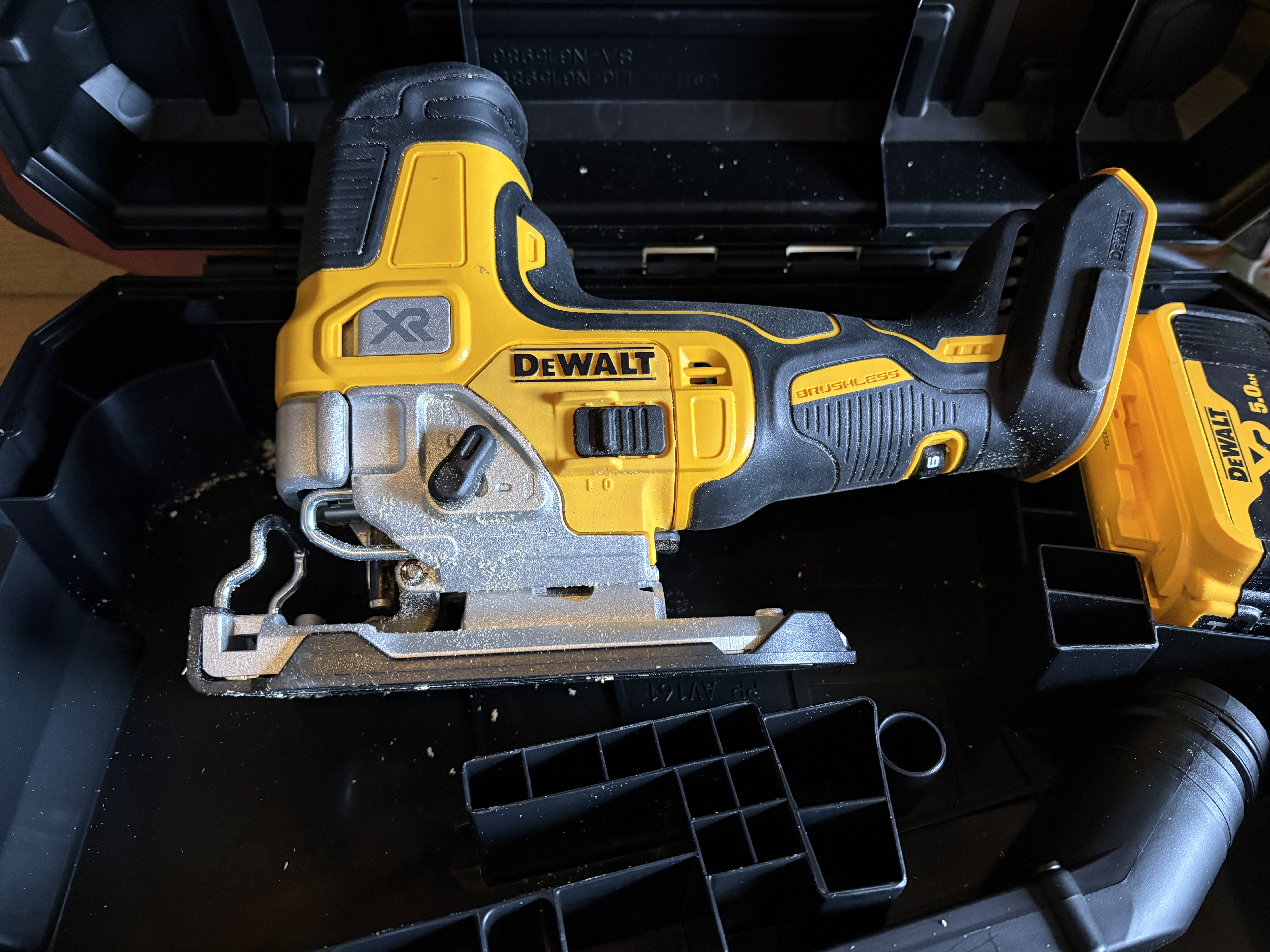 Dewalt stikksag m/batteri og lader