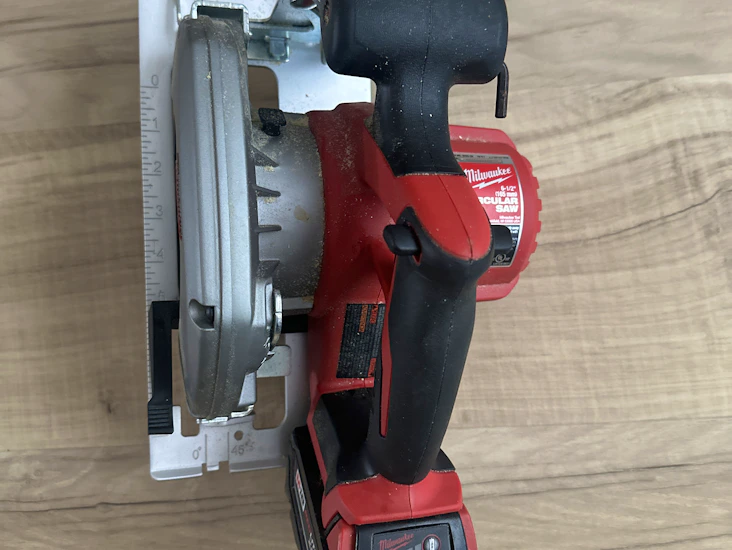 Milwaukee m18 6½” circular saw