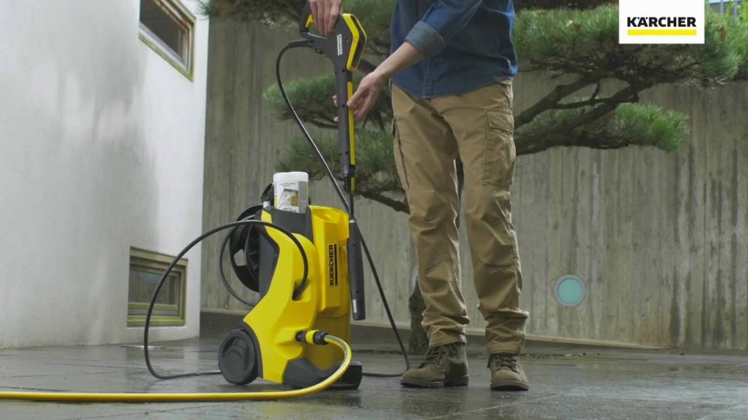 Kärcher høytrykkspyler med gulvskrubber