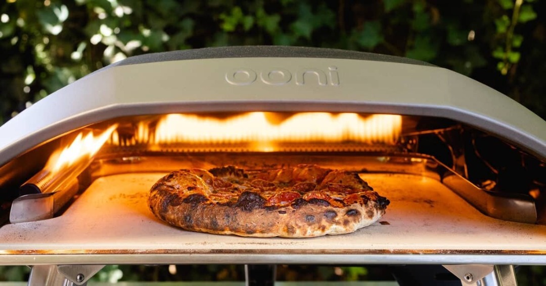 Ooni koda 16 pizzaugn för neapolitansk pizza