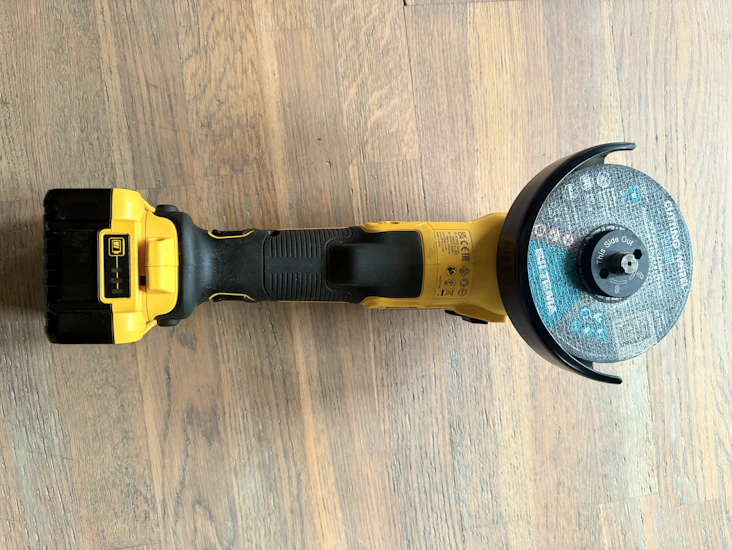Dewalt dcg405
