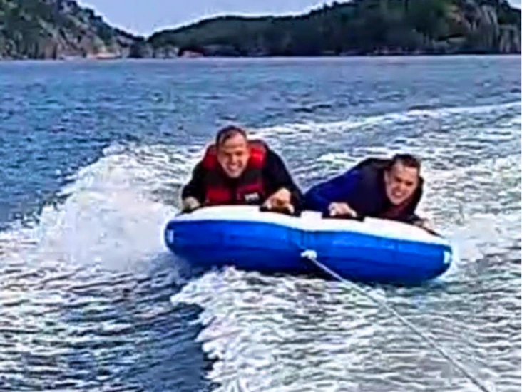 Wet flyer tube for 2 pers!