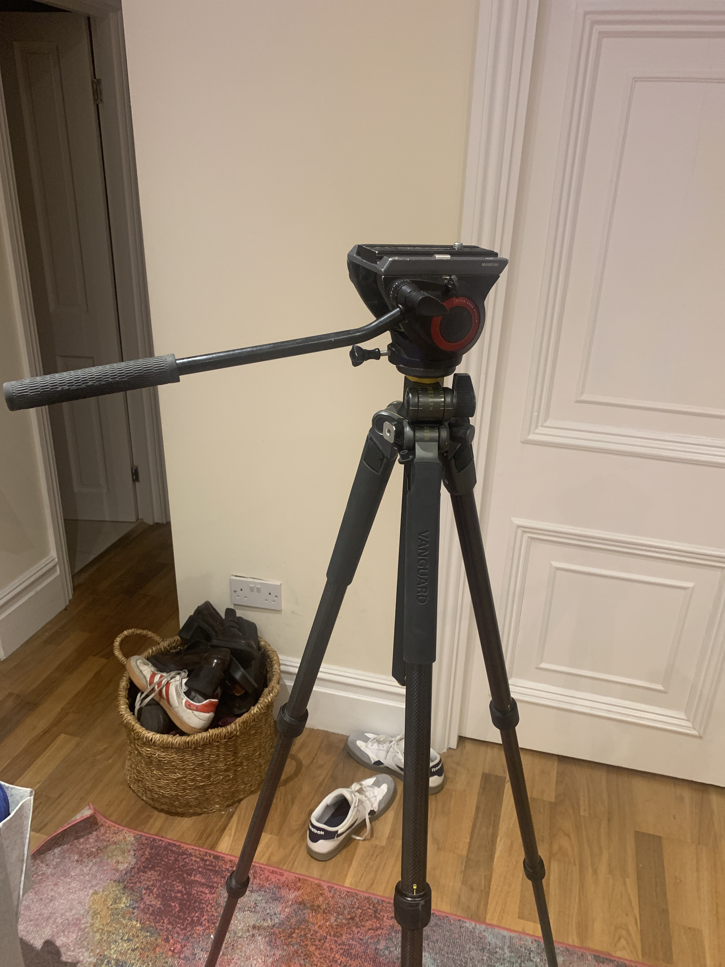 Vanguard alta pro ii w/ manfrotto fluid head