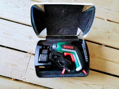 Bosch Ixo Skrutrekker () Bosch Ixo Skrutrekker