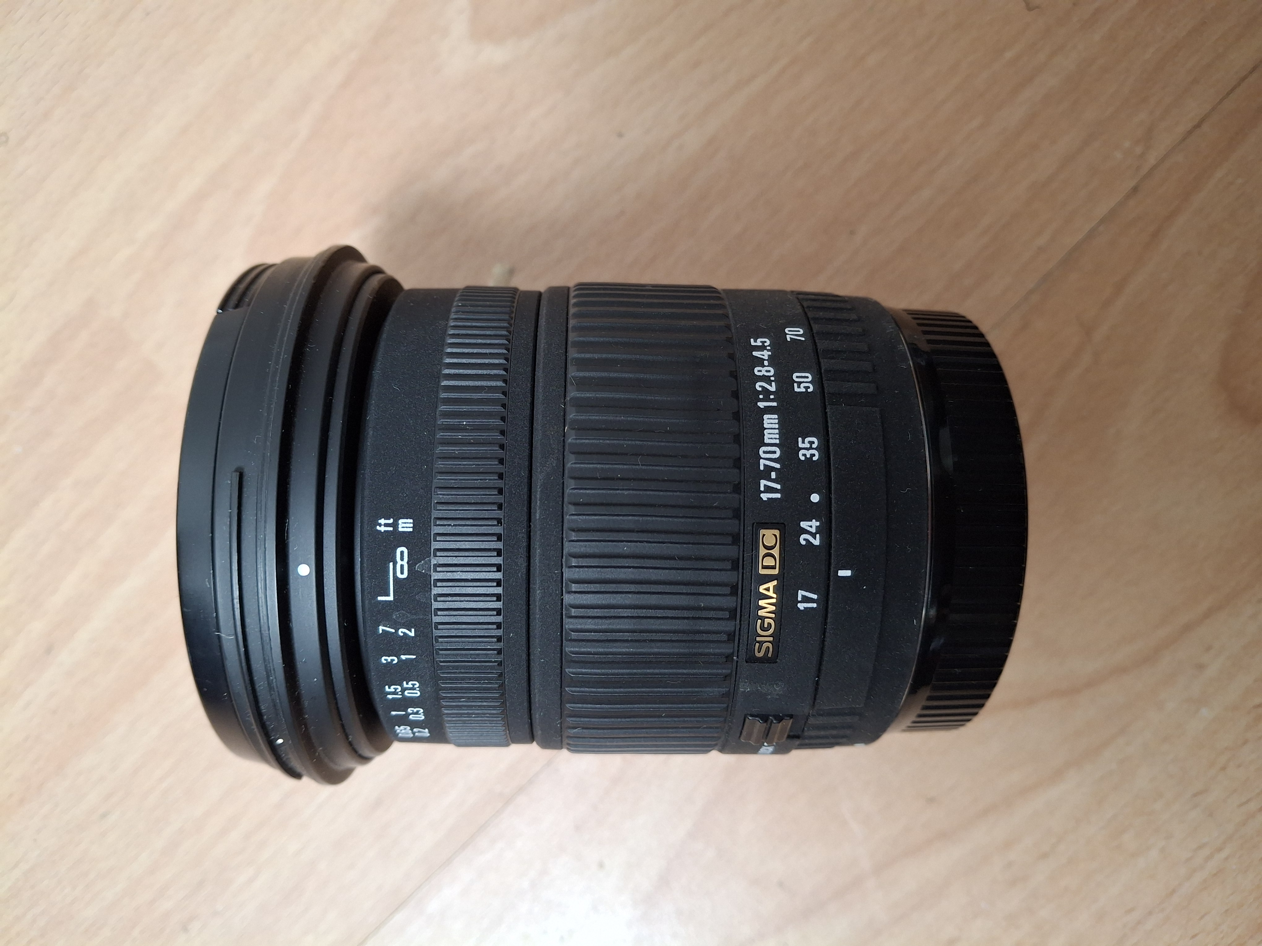 Sigma ef 17-70mm f2.8-4.5mm macro 