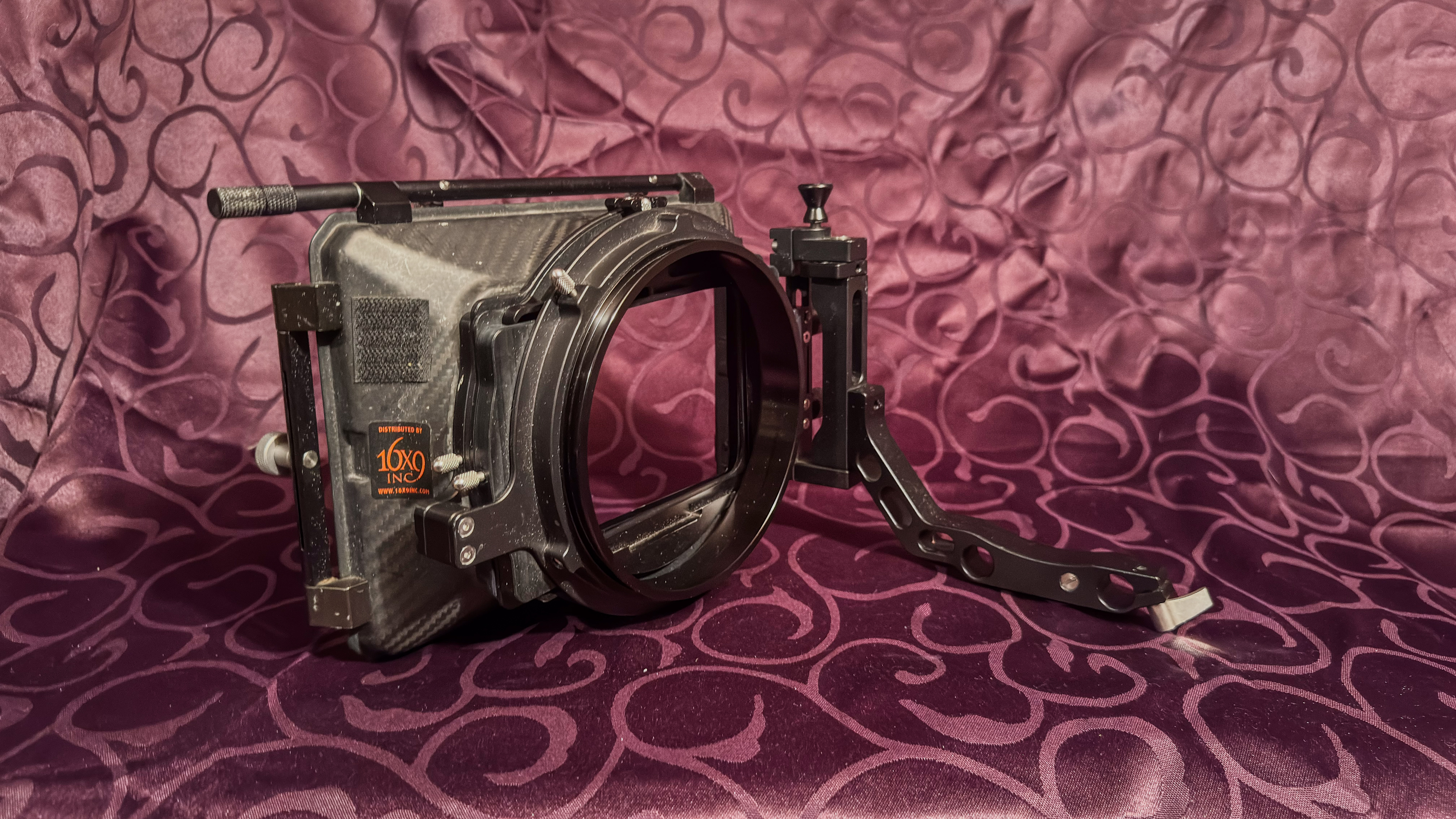 16×9 matte box with dual filter slots