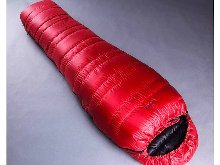 Cumulus panyam 450 kevyt kolmen vuoden ajan untuvamakuupussi, l-koko pitkälle