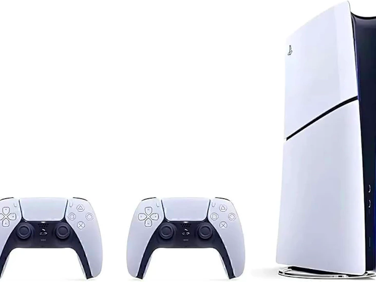 Ps5 console with 2x controllers