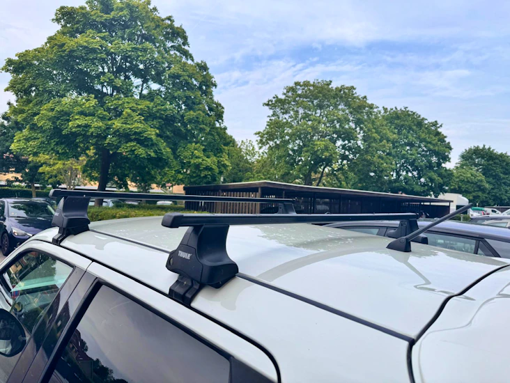 Thule tagbøjler - passer til nissan juke.