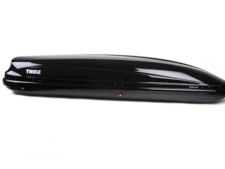 Thule pacific 700 suksiboksi