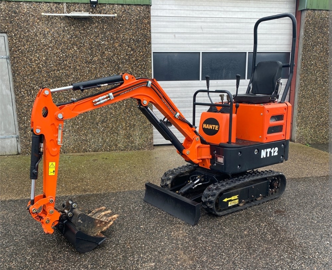 Minigrävare 1 ton yanmar diesel