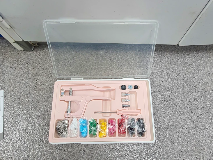 Crelando tryckknapp verktyg