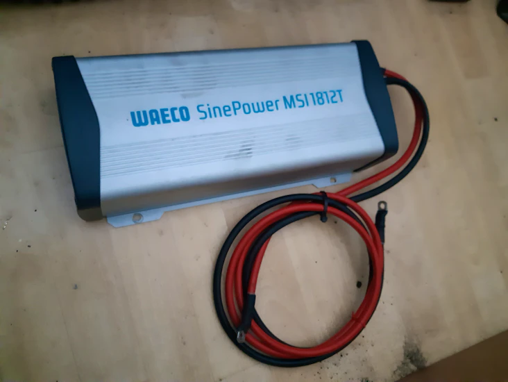 12v till 220v inverter . rena sinusvågor