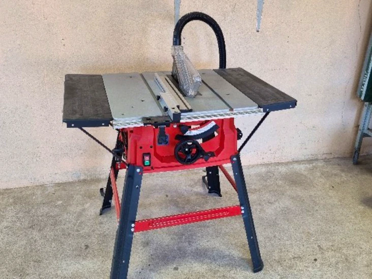 Bordssåg från einhell