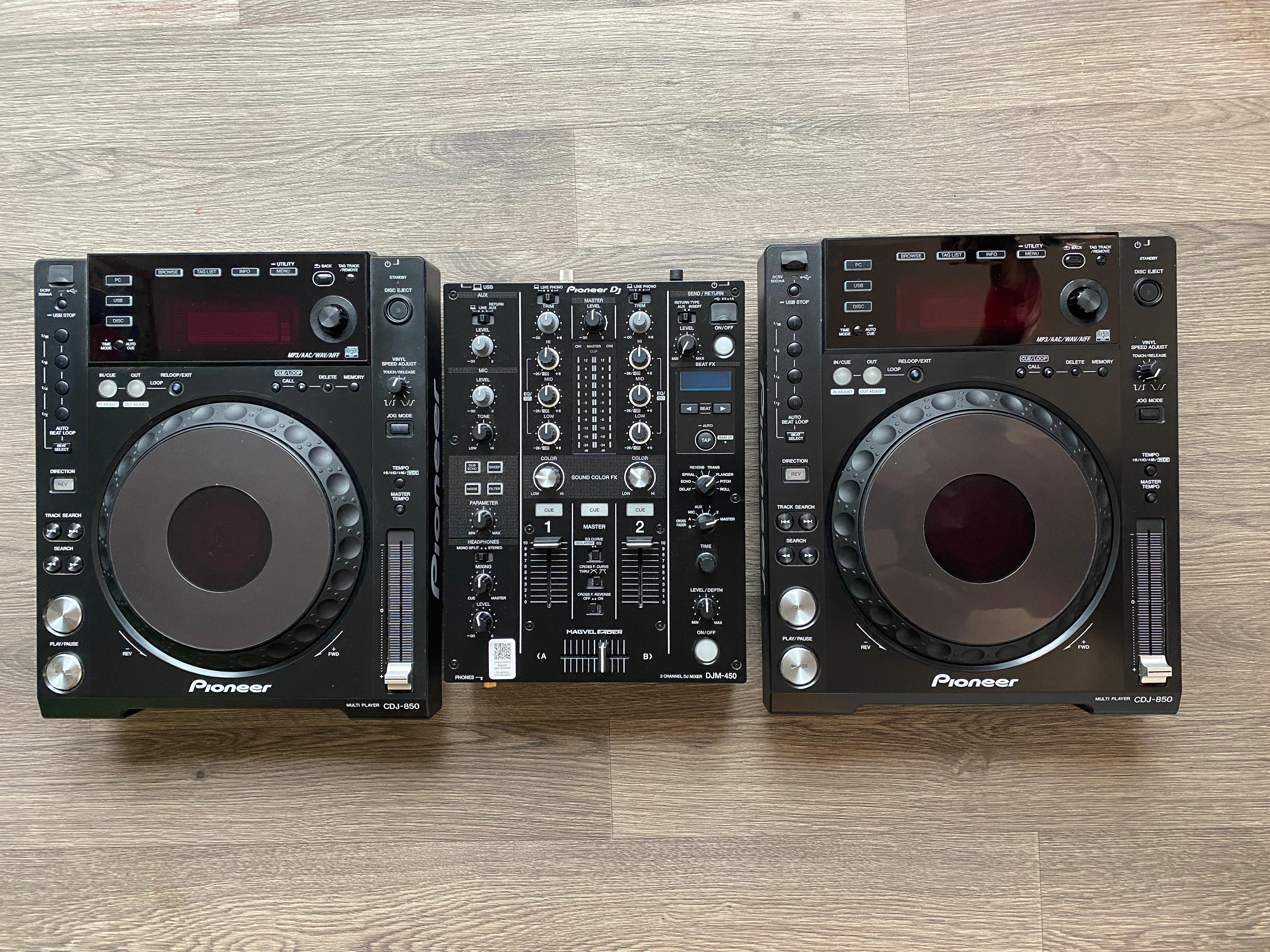 Full dj setup - pioneer cdj-850 + djm-450 mixer bundle