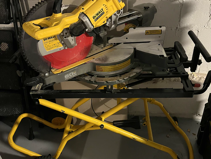 Dewalt 60v cordless 12in. double bevel sliding miter saw w/ rolling stand