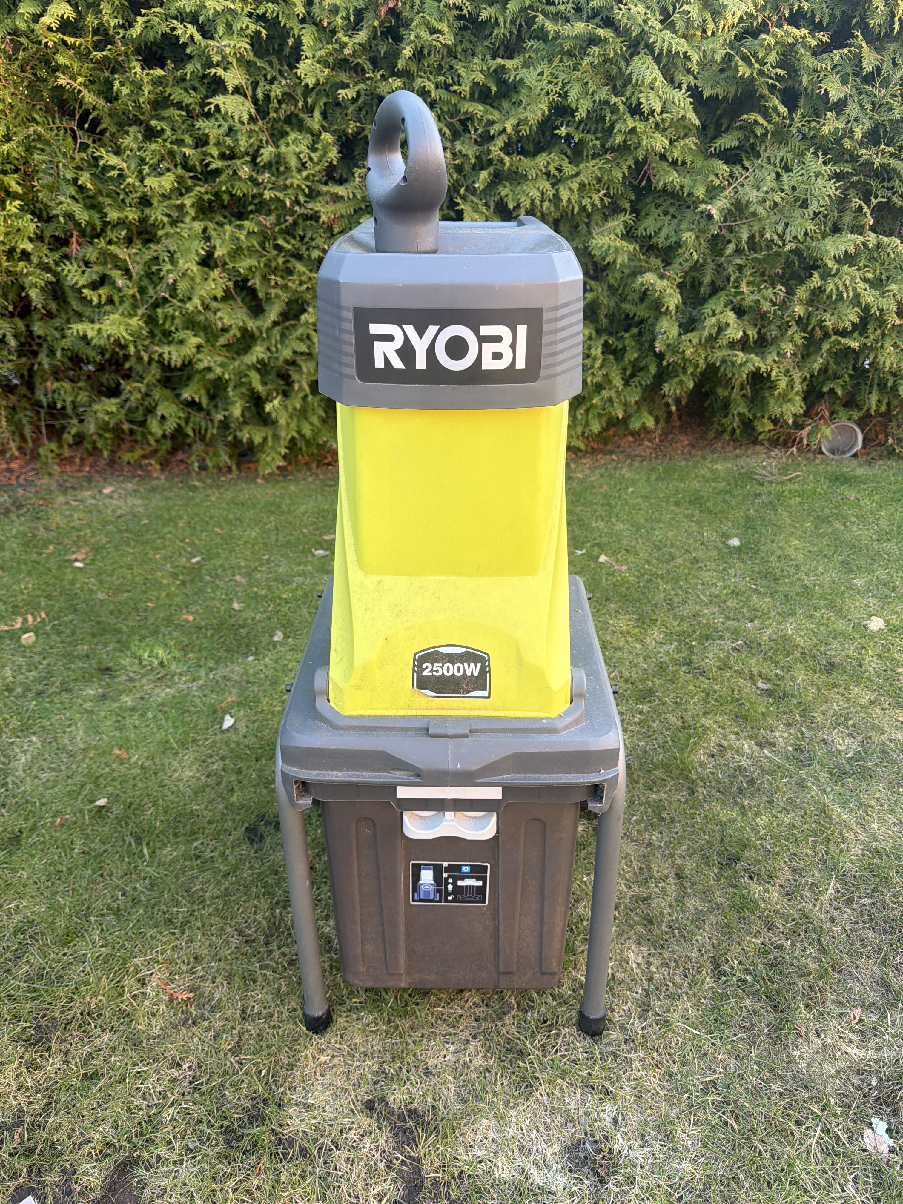 Kompostkvarn ryobi 2500w