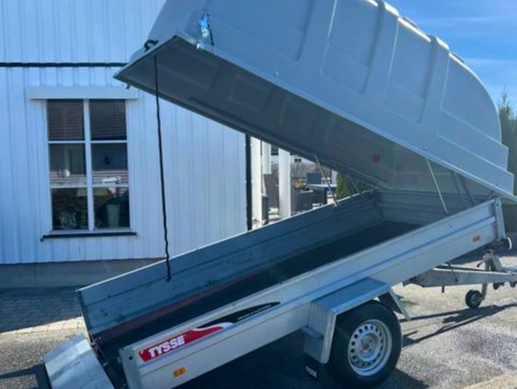 Tysse kapellhenger med tipp