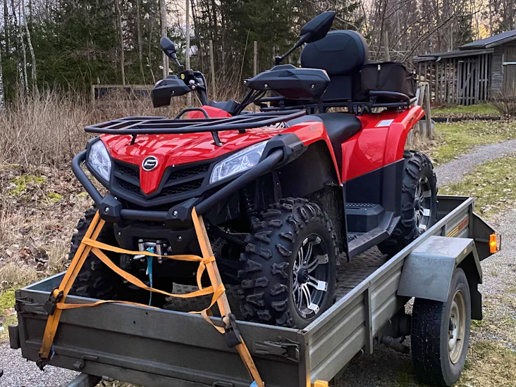 Bromsat öppet släp norrtälje rörvik