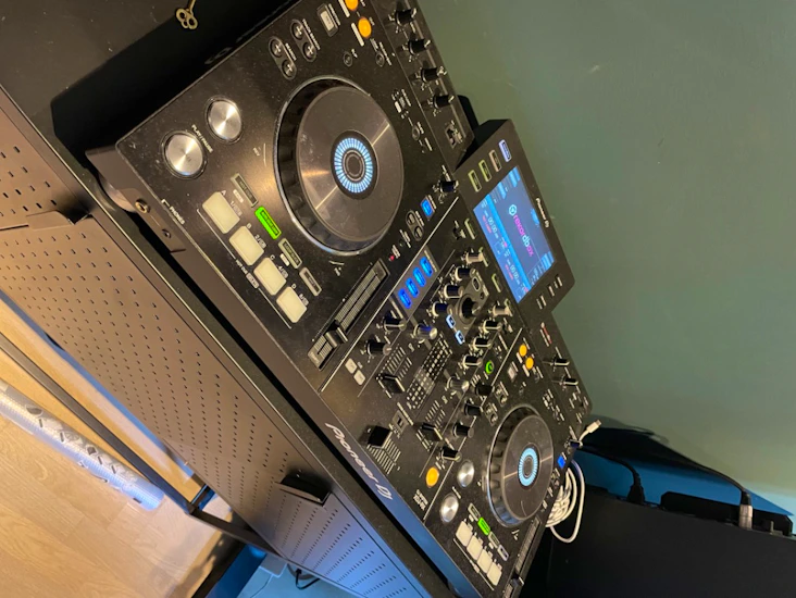 Pioneer xdj-rx leies ut